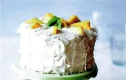 Торт с ананасом и кокосовой стружкой Торт с ананасом и кокосовой стружкой